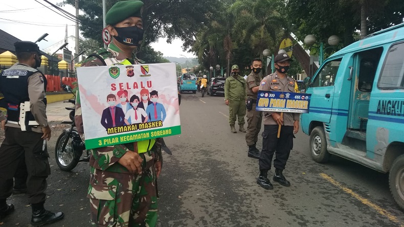 Libur Imlek, 500-an Kendaraan dari Luar Bandung Diputar Balik Petugas Gabungan