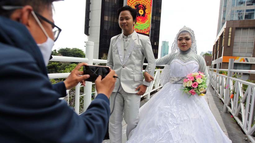 Pria Ini Jadi Fotografer Keliling dengan Smartphone di Lokasi Instagramable - Bagian 1