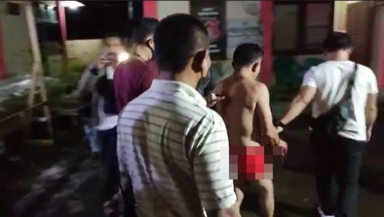    Kakek di Palembang Babak Belur Dihajar Warga Usai Tertangkap Curi Motor