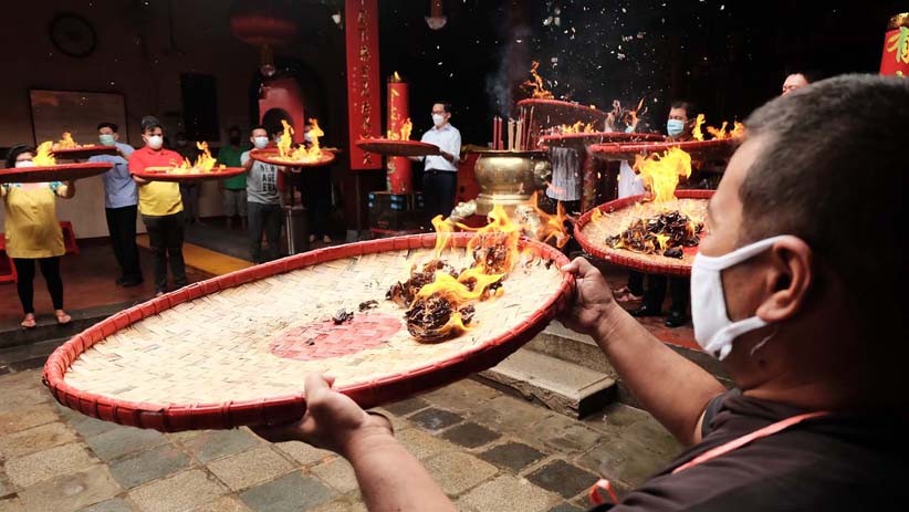 Ritual Tua Pek Kong di Semarang, Upacara Menyambut Kedatangan Dewa - Bagian 1