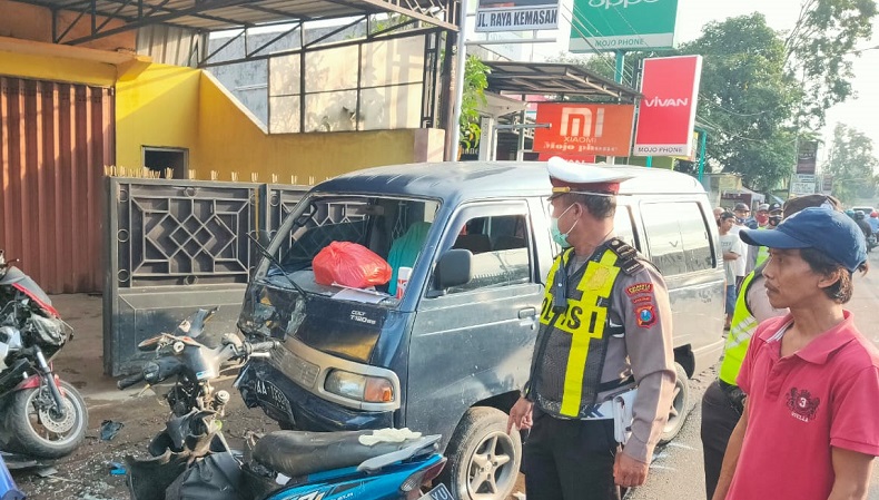 Korban Tewas Kecelakaan Beruntun di Sidoarjo Dipulangkan ke Jombang  