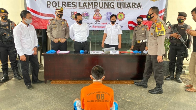 Lempar Mobil Polantas hingga Kaca Pecah, Remaja di Lampung Ditangkap Polisi