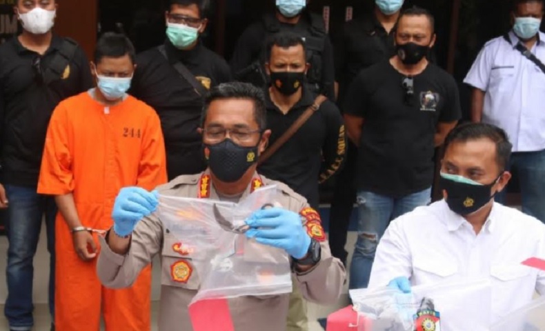 title Perempuan Subang yang Tewas di Homestay Bali Dibunuh Pelanggan Usai Beri Layanan Seks Perempuan Subang yang Tewas di Homestay Bali Dibunuh Pelanggan Usai Beri Layanan Seks