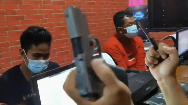 Gegara Tertidur di Gerai ATM, 2 Residivis Curanmor Ditangkap Polisi di Ciamis