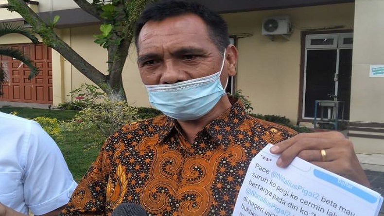 title Guru Besar USU Penuhi Panggilan Polda Sumut terkait Kasus Rasisme Guru Besar USU Penuhi Panggilan Polda Sumut terkait Kasus Rasisme