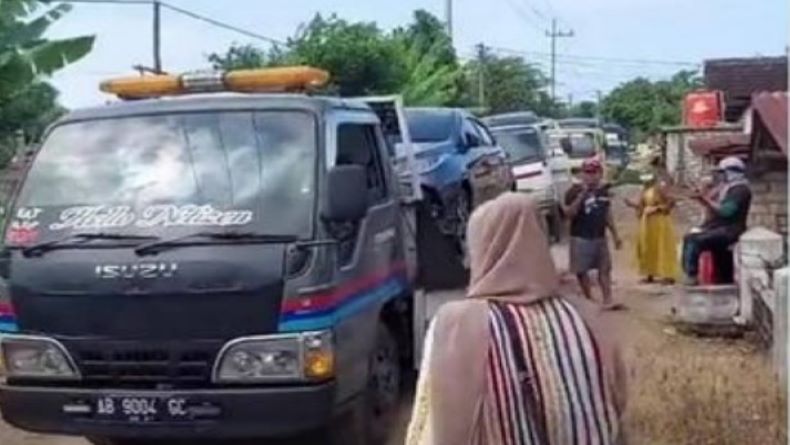 Viral, Seusai Dapat Ganti Rugi Pertamina, Warga Satu Desa di Tuban Beli Mobil Baru