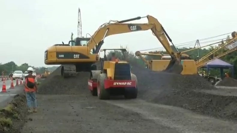 title Pascatol Cipali Ambles, Jalur Darurat Ditarget Selesai Minggu Pascatol Cipali Ambles, Jalur Darurat Ditarget Selesai Minggu
