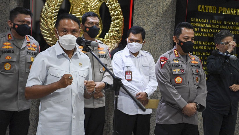 Kapolri Berikan Izin Pelaksanaan Turnamen Pramusim Piala Menpora 2021 - Bagian 2