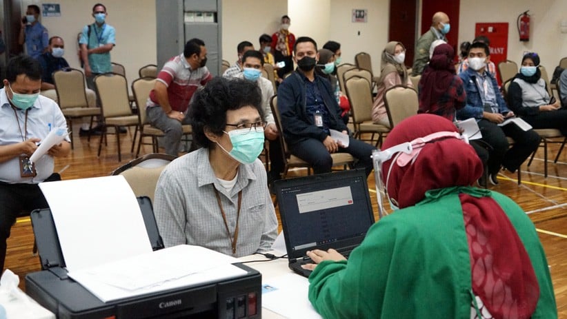 Pegawai hingga Tahanan KPK Divaksin Covid-19 - Bagian 3