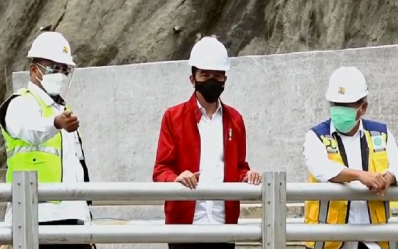 Resmikan Bendungan Tapin di Kalsel, Jokowi: Ini Hampir Rp1 Triliun 