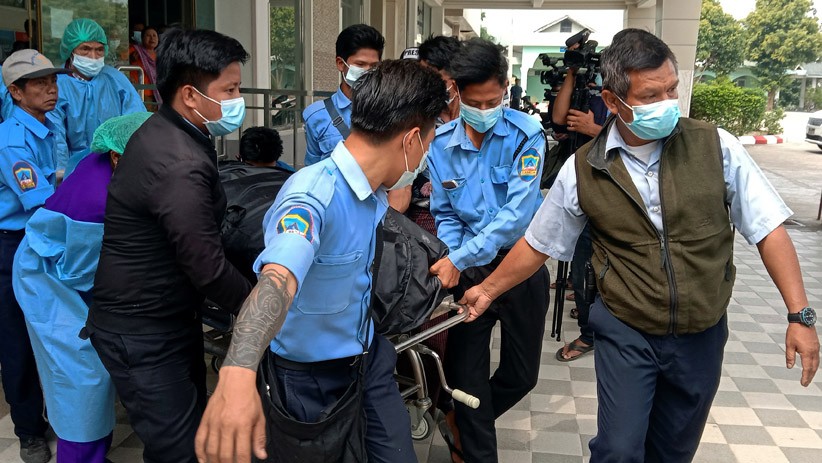 Ditembak di Kepala, Perempuan Penentang Militer Myanmar Tewas - Bagian 2