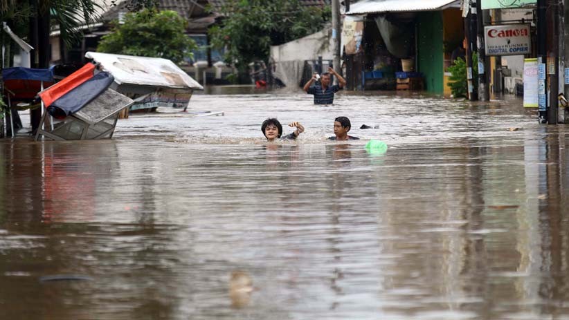 Perumahan Pondok Maharta Tangerang Banjir hingga 2 Meter, Akses Jalan Putus Total - Bagian 1