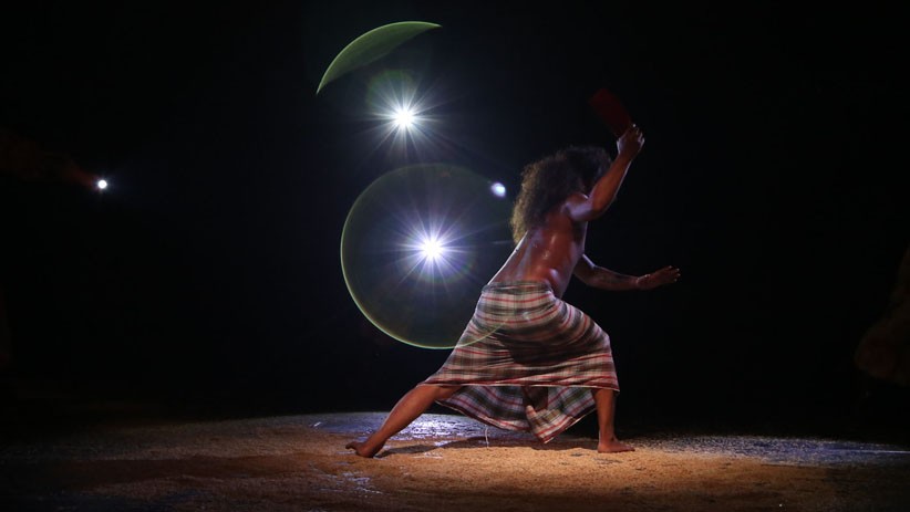 Aktor Teater Api Indonesia Bercerita tentang Keserakahan Toean Markoen - Bagian 1