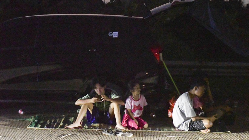 Ratusan Korban Banjir Bekasi Mengungsi di Proyek Jalan Tol Cibitung-Cilincing - Bagian 2