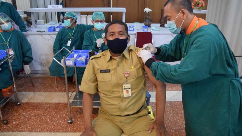 ASN Pemprov Jateng Ikuti Vaksinasi Covid-19 Gelombang II - Bagian 2