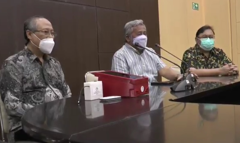 title Alat Deteksi Covid-19 lewat Bau Ketiak Dikenalkan di RSI Jemursari Alat Deteksi Covid-19 lewat Bau Ketiak Dikenalkan di RSI Jemursari