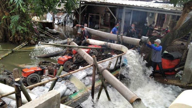 Banjir Rendam Sawah di Kudus, Pemkab Kerahkan 8 Pompa Sedot Air