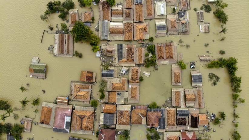 Penampakan dari Udara Banjir Rendam 8.500 Lebih Rumah di Karawang - Bagian 3
