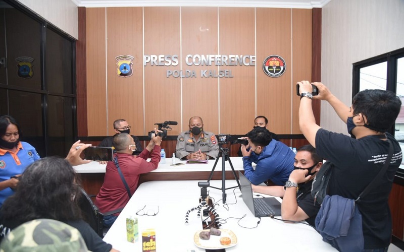 title Pelaku Pemerkosaan Anak di Bawah Umur Ditangkap Polisi usai Sandera Korban Pelaku Pemerkosaan Anak di Bawah Umur Ditangkap Polisi usai Sandera Korban