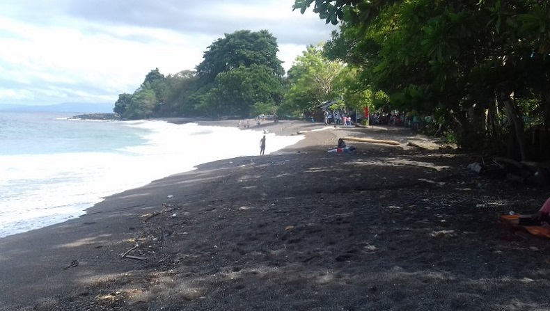 title Tak Kantongi Izin, Aktivitas Galian C di Tobololo Ternate Barat Ditutup Dinas Lingkungan Hidup Tak Kantongi Izin, Aktivitas Galian C di Tobololo Ternate Barat Ditutup Dinas Lingkungan Hidup