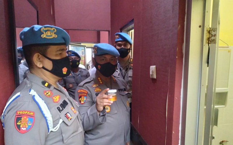 Buntut Kasus Polsek Astana Anyar, Personel Polda Kalsel Dites Urine