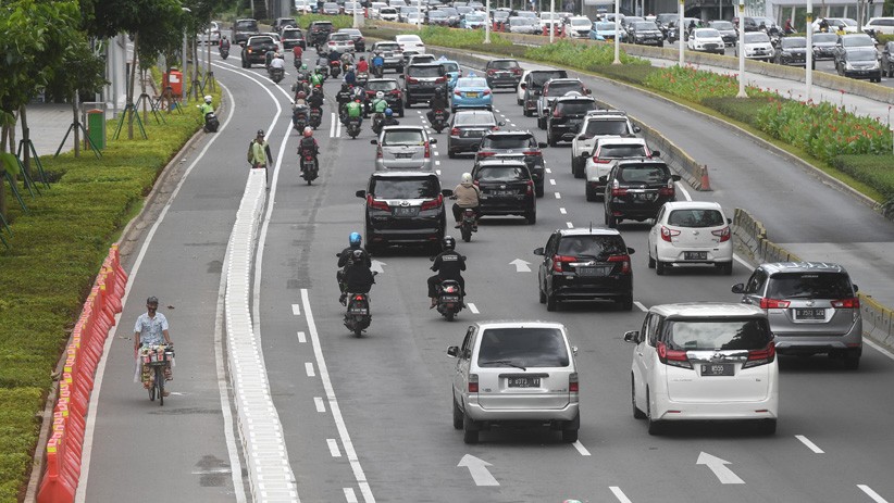 Penampakan Pembangunan Jalur Sepeda Permanen Sepanjang Sudirman - Thamrin - Bagian 2
