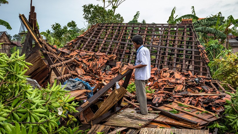 Ratusan Rumah Rusak Diterjang Angin Puting Beliung di Demak - Bagian 2