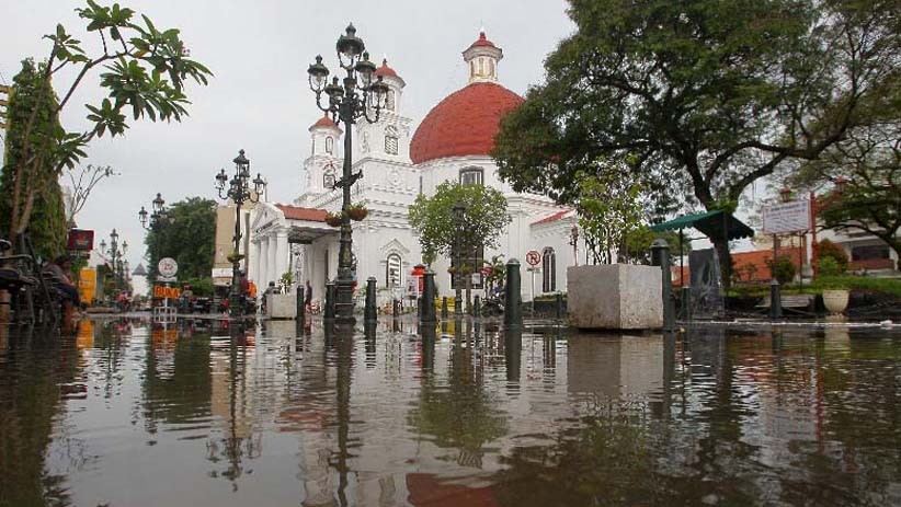Kawasan Kota Lama Semarang Kembali Terendam Banjir - Bagian 2
