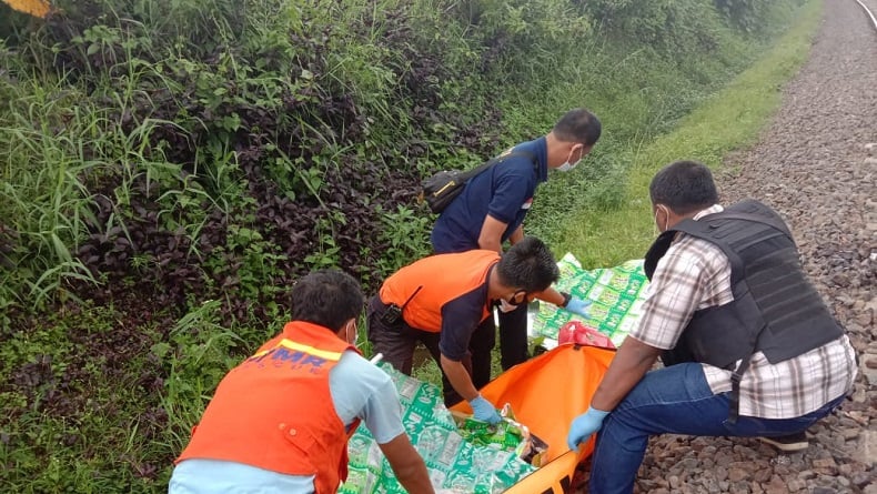 Diduga Bunuh Diri, Pria di Malang Tewas Tabrakkan Diri ke KA Penataran
