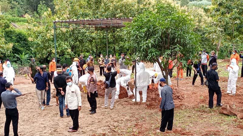title Mengenang Sosok Pimpinan MTA Ahmad Sukina, Sejak Muda Bercita-cita Jadi Guru Agama Mengenang Sosok Pimpinan MTA Ahmad Sukina, Sejak Muda Bercita-cita Jadi Guru Agama
