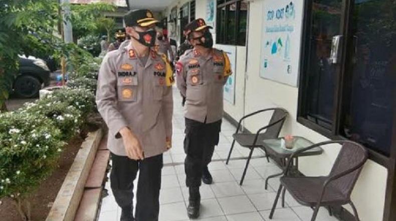 Kunjungi Polres Bitung, Kapolda Sulut Ajak Personel Berikan Pelayanan Terbaik