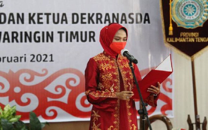 title Ivo Sugianto Sabran Melantik Ketua TP-PKK dan Ketua Dekranasda Kotim Periode 2021-2024 Ivo Sugianto Sabran Melantik Ketua TP-PKK dan Ketua Dekranasda Kotim Periode 2021-2024