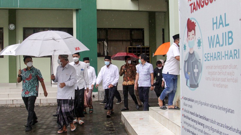 Menkes Cek Penerapan Protokol Kesehatan Pesantren Bumi Shalawat Sidoarjo - Bagian 2