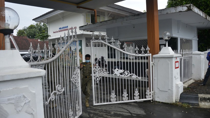 Begini Suasana Rumah Gubernur Sulsel Nurdin Abdullah Pasca OTT KPK - Bagian 2