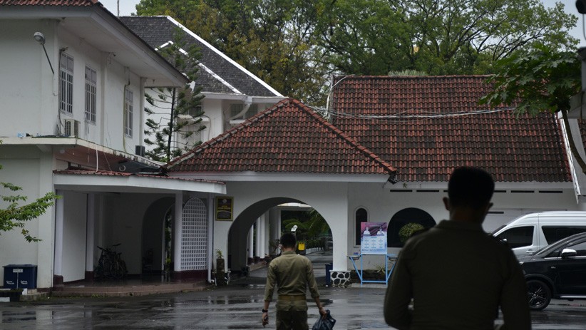 Begini Suasana Rumah Gubernur Sulsel Nurdin Abdullah Pasca OTT KPK - Bagian 1