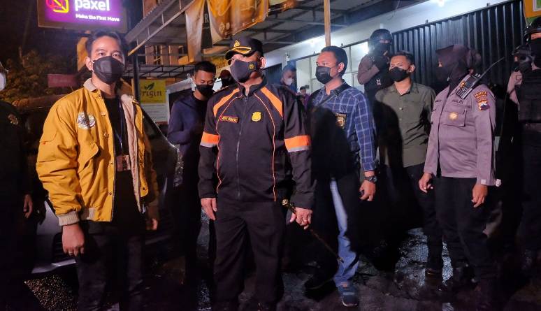 Sehari Dilantik Jadi Wali Kota Solo, Gibran Pantau Operasi Pekat