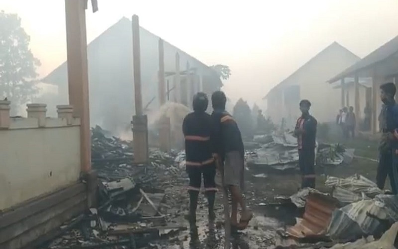Kebakaran Lahan di Kubu Raya Hanguskan Ruang Belajar dan Perpustakaan Sekolah