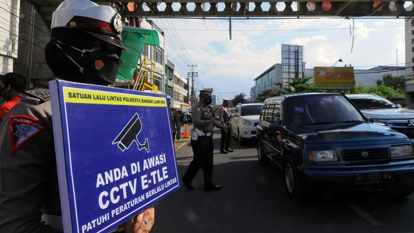 Polresta Bandar Lampung Terapkan Tilang Elektronik, Kamera CCTV Bertebaran - Bagian 2