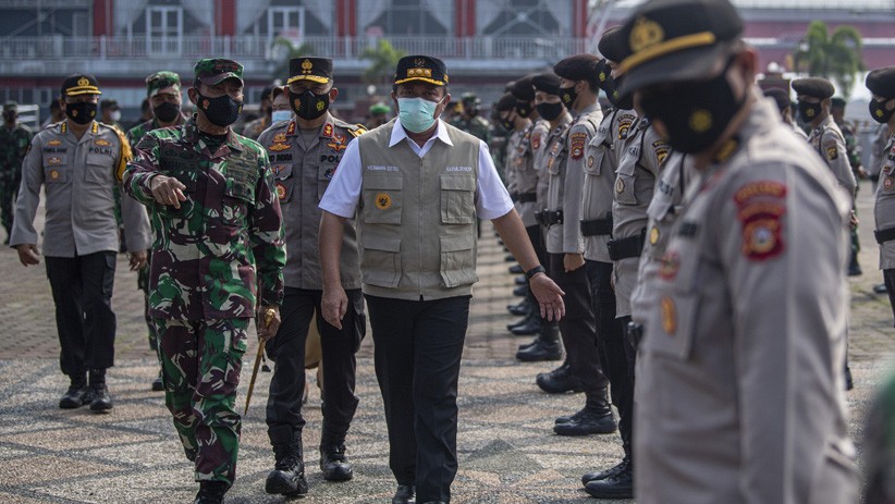 Sosialisasi Vaksinasi di Sumsel, TNI-Polri Bentuk Kompi Tracer dan Kompi Vaksinator - Bagian 1