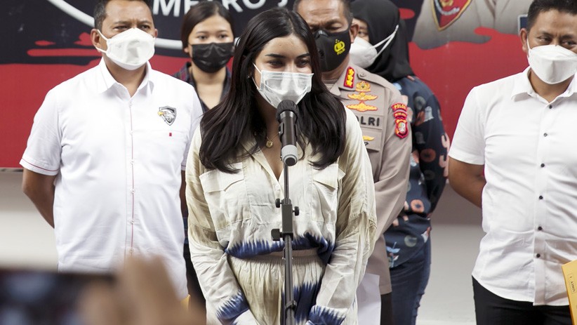 Ini Dia Benzo yang Dikonsumsi Millen Cyrus untuk Mengatasi Depresi - Bagian 3