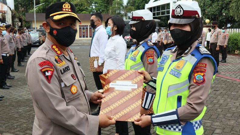 4 Personel Polresta Manado Terima Penghargaan, Ini Prestasinya