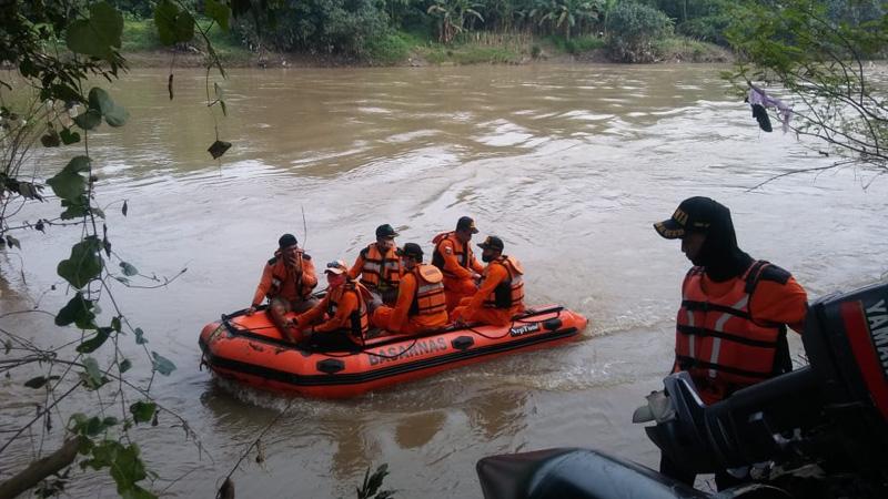 Loncat dari Jembatan, Warga Juwiring Hanyut Tenggelam di DAS Bengawan Solo