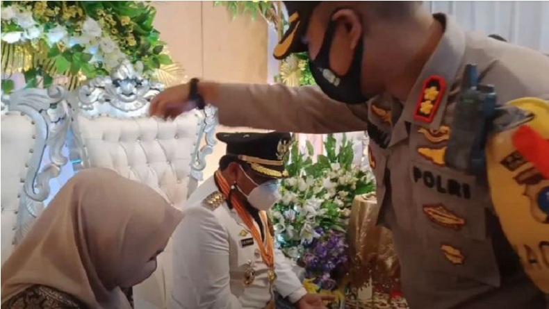 Hari Pertama Kerja, Wali Kota Tanjungbalai Diarak Jalan Kaki dan Ditepungtawari