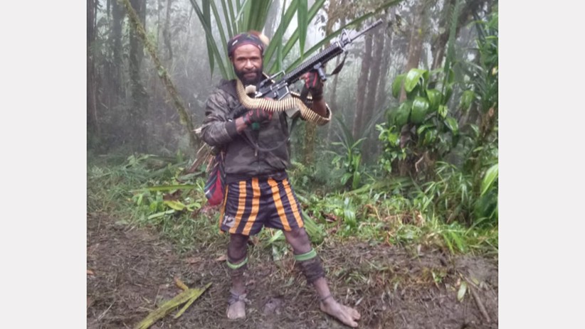 Begini Gaya KKB Papua Menenteng Senjata sebelum Ditembak Mati Satgas Nemangkawi - Bagian 4