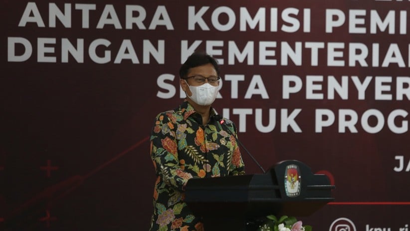 KPU Serahkan Data Pemilih ke Kemenkes untuk Program Vaksinasi Nasional - Bagian 3