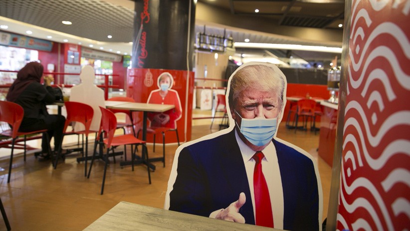 Jokowi hingga Joe Biden Temani Pengunjung Makan Siang di Restoran Ini - Bagian 6