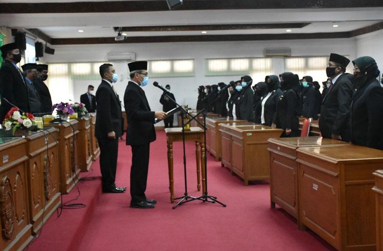 Belum Genap Sepekan Jabat Bupati Bantul, Abdul Halim Lantik 120 Guru dan Pengawas