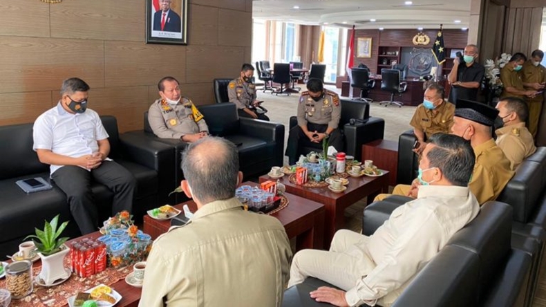 Sambung Silaturahmi, Mahyeldi-Audy Kunjungi Polda Sumbar