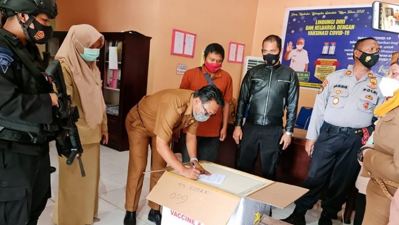 Vaksin Covid-19 untuk TNI-Polri di Gorontalo Utara Tersedia 700 Dosis 