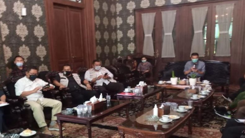 Disoal LSM, Wali Kota Salatiga Tegaskan Pendirian Minimarket Sesuai Aturan